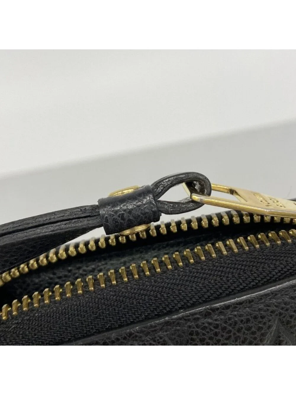 Louis Vuitton Wallet Monogram Empreinte Zippy Noir
